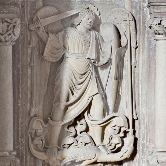 Chorschranke_Erzengel_Michael_mit_Drache